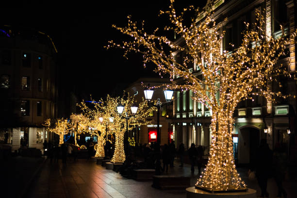 istock Christmas street lights 874058972