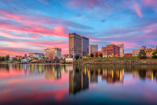istock Charleston, West Virginia, USA 874133120
