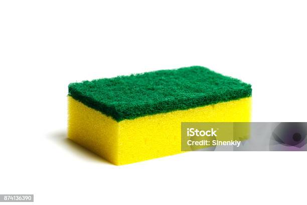 A Kitchen Sponge Isolated On The White Background - Fotografias de stock e mais imagens de Esponja - Equipamento de Limpeza - Esponja - Equipamento de Limpeza, Loiça, Cozinha