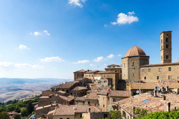 istock Volterra, Italy - Historic Architecture & Landscape 874147086