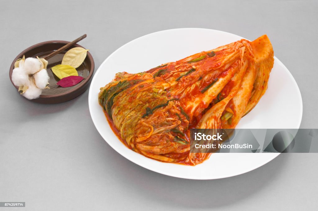 Các Món Ăn Truyền Thống Hàn Quốc Nổi Tiếng Nhất Kimchi Đó Là Một Món Ăn Phụ  Cơ Bản Của Hàn Quốc Làm Từ Rau Với Nhiều Loại Gia Vị Hình ảnh