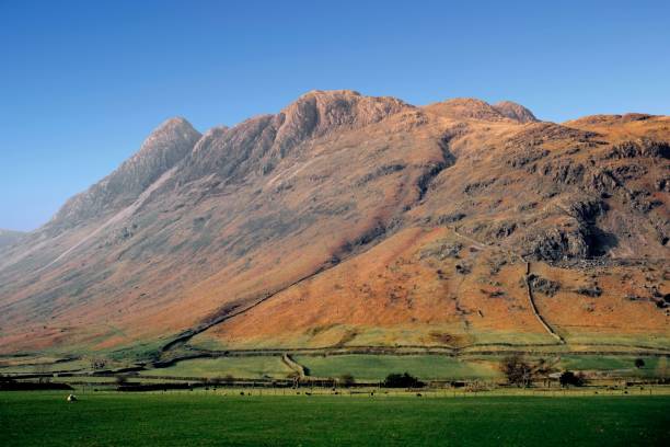 park narodowy lake district uk - langdale pikes panoramic english lake district cumbria zdjęcia i obrazy z banku zdjęć