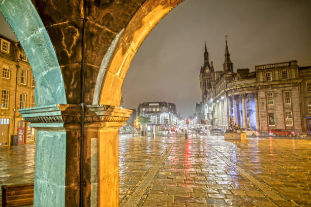 Mercat Cross in Aberdeen at Night The Mercat Cross in Aberdeen aberdeen scotland stock pictures, royalty-free photos & images