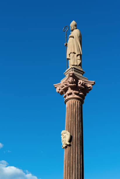 istock Statue near Freiburg Cathedral 874356182