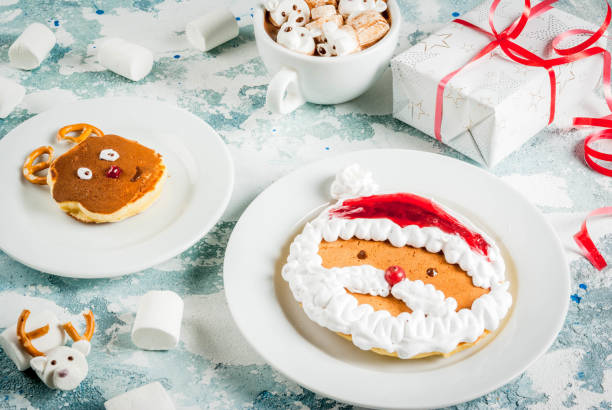 istock Funny Christmas pancakes for kids 874372292