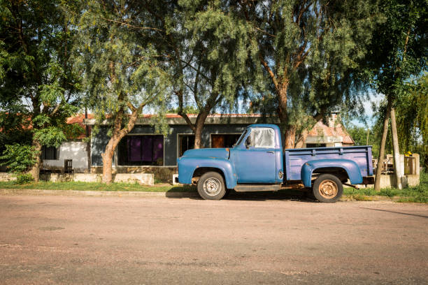 istock Antique car - Uruguay 874515952