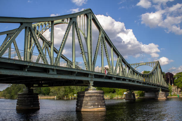 istock Bridge Glienicke in Berlin 874614048