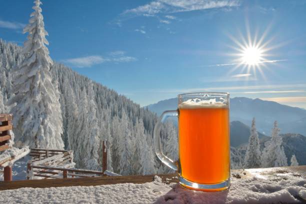 winter beer on table - christmas winter sunset snow imagens e fotografias de stock