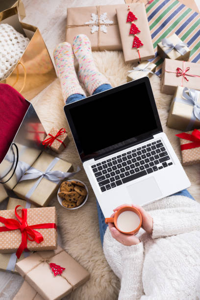 istock Woman shopping online with, top view 874761316