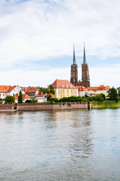 istock Archbishop's Palace on Ostrow Tumski in Wroclaw 874800562