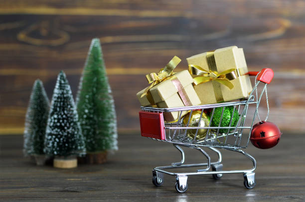 istock Christmas gifts shopping 874830492