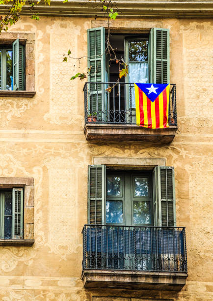 istock Catalonia Flag on Barcelona Balcony 874888170