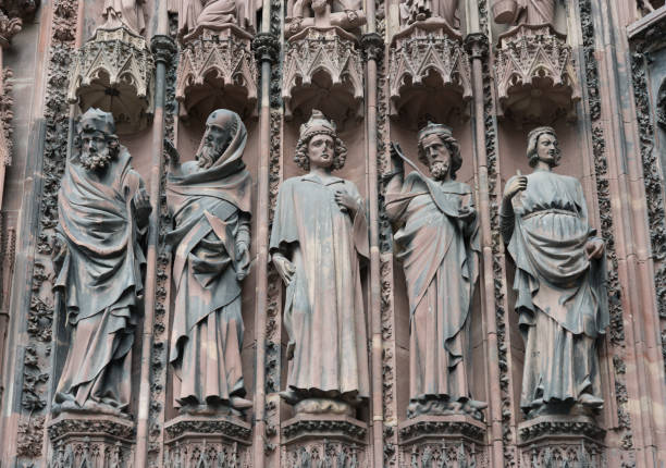 istock Statues on the facade of Strasbourg Cathedral 875017488