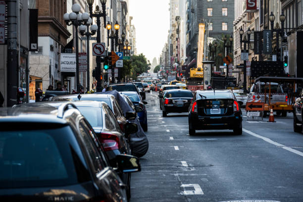 istock Streets of San Francisco 875021112