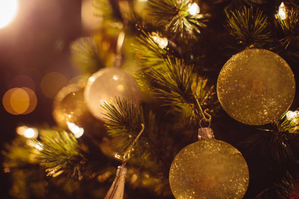 istock Holiday symbols 875078530
