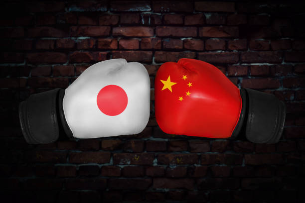 istock A boxing match between the USA and Russia 875110560