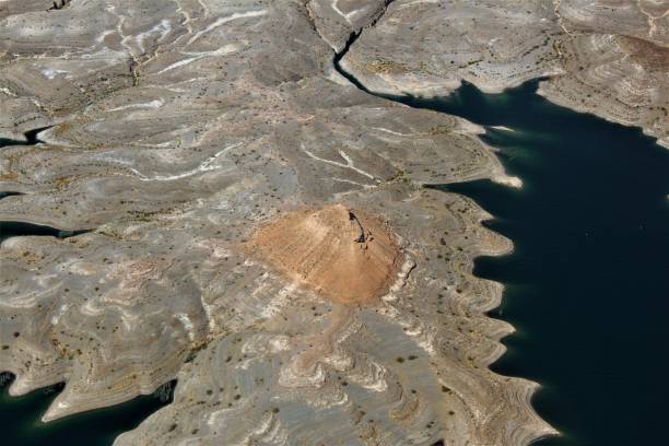 istock Desert , mountains and canyons in Nevada and Arizona 875124690
