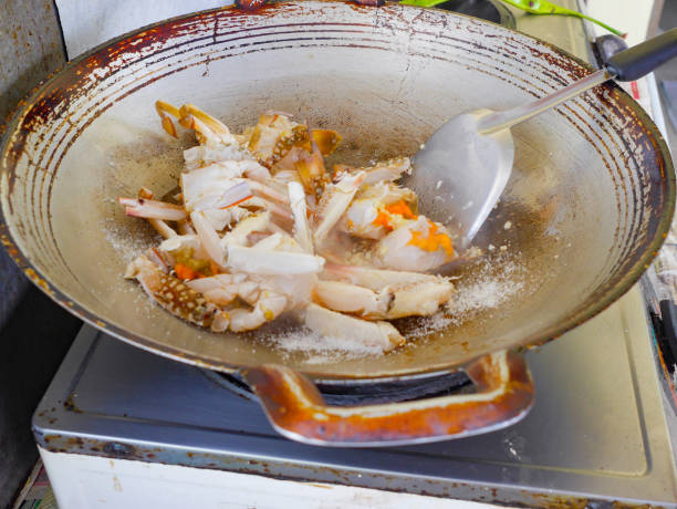 istock hot and spicy fried crab 875125246