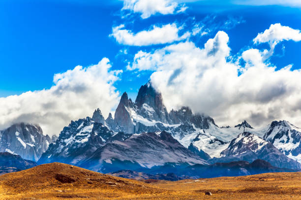 istock Argentine. Desert and mountains 875190562