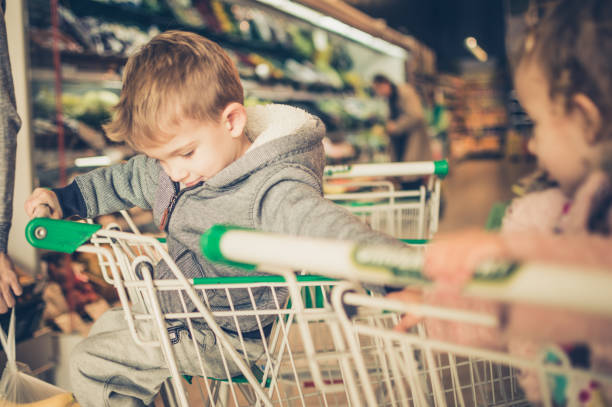 istock In a grocery shopping with dad 875254838