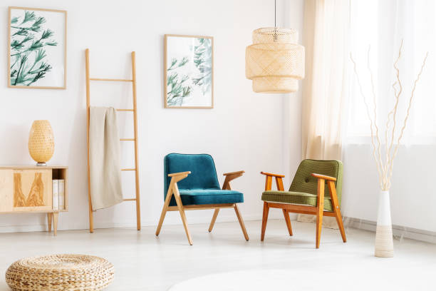 istock Living room with retro armchairs 875265598