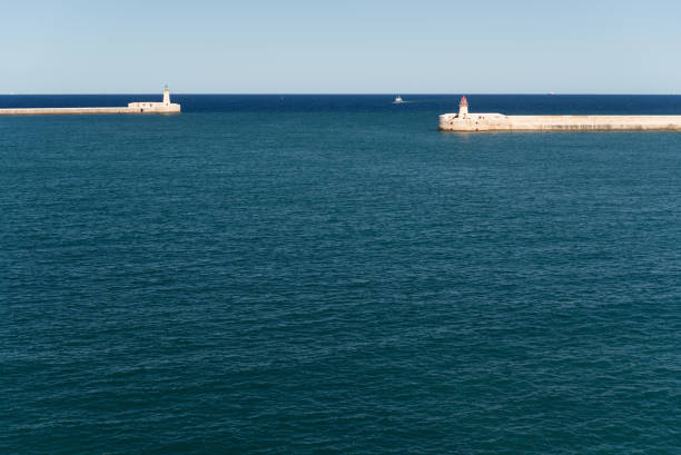 istock Entrance to Grand Harbour (Malta) 875388194