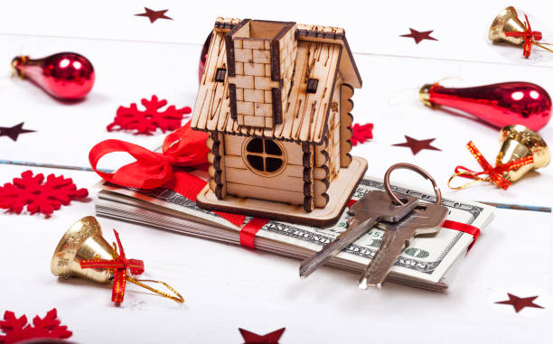 istock A car with keys and a stack of banknotes 875391580