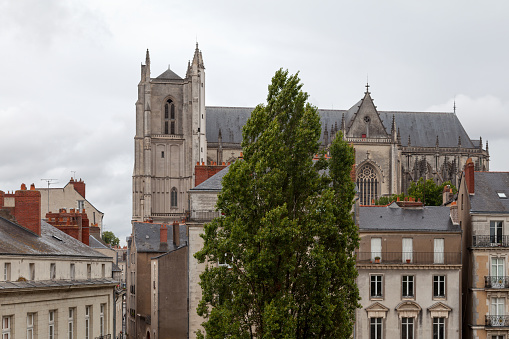 Cathédrale Saint-Pierre-et-Saint-Paul above the rooftop of Nantes.
