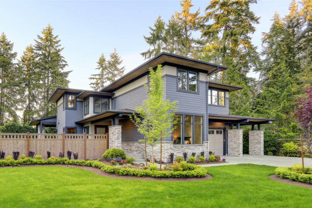 istock Luxurious home design with modern curb appeal in Bellevue. 875426664