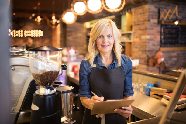 istock Women working at coffee shop 875433840