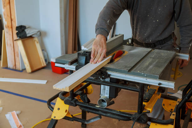 istock Circular saw cutting wooden plank blade concepts 875451008