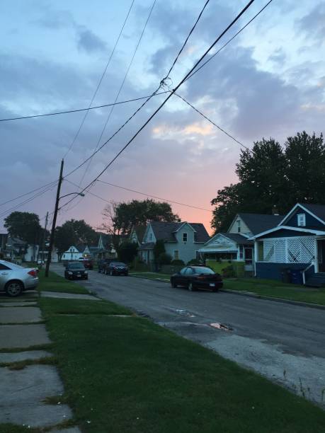 istock Neighborhood early morning 875468548
