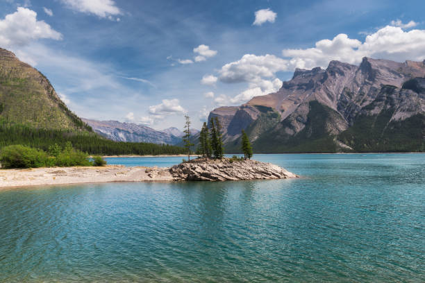 parc national de banff, canada - landscape national park lake louise moraine lake photos et images de collection