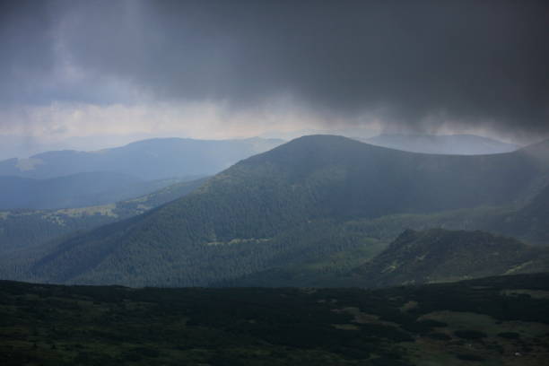 istock Chornohora ridge in the Ukrainian Carpathians 875587058