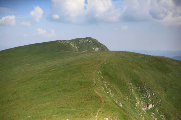 istock Chornohora ridge in the Ukrainian Carpathians 875618844