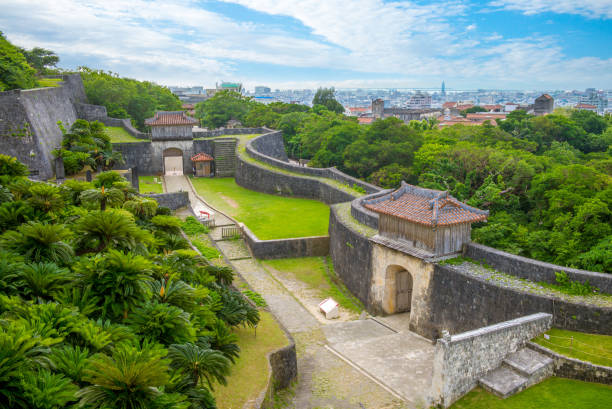 Kankaimon gate Kankaimon gate, the first main gate of Shuri castle which the king and officers used ancient chinese weapons stock pictures, royalty-free photos & images