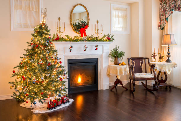 istock Bright family room fireplace with Christmas decorations 875673496