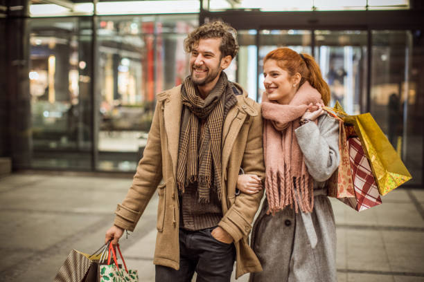 istock We love to shop together 875710730