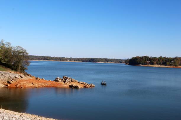 istock Sunny Day at the Lake 875788594