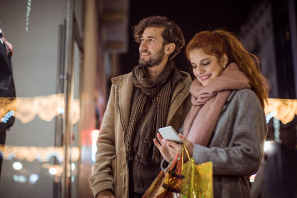 istock In hunt for perfect gifts 875917506