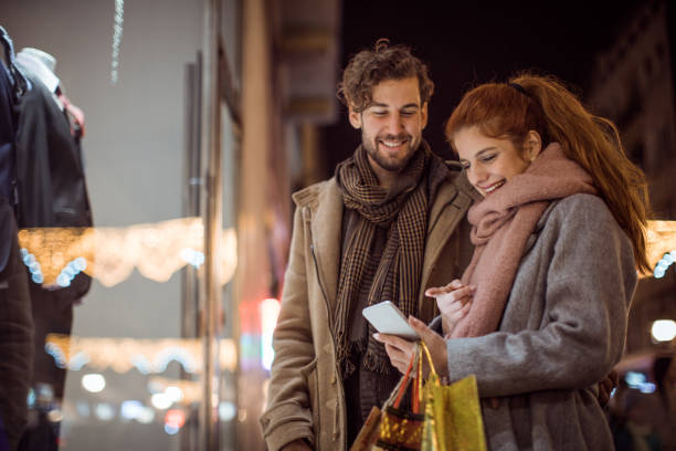 istock In hunt for perfect gifts 875917596