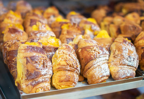 istock Portuguese traditional pastries. Buns with custard. 875945156