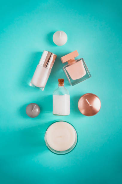 istock Christmas tree with beauty products 875987896