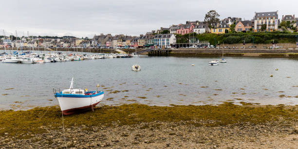 istock the port of Camaret 876062962