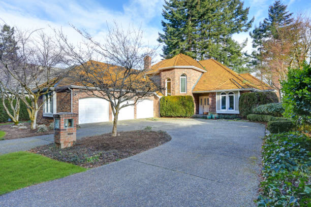 istock Gorgeous luxury brick home exterior 876256008
