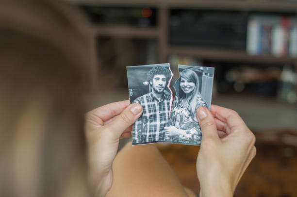 istock Great concept of divorce. 876275068