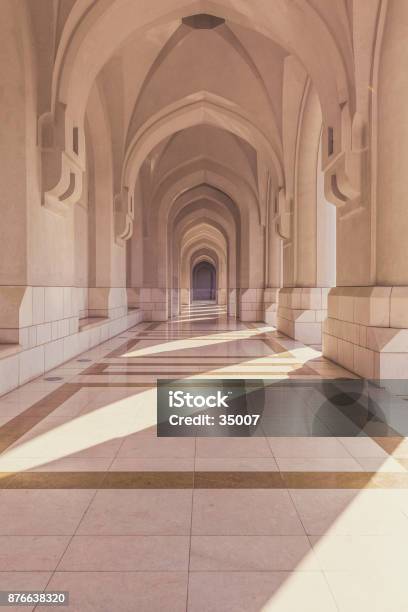 Grand Mosque Archway In Muscat Oman Stock Photo - Download Image Now - Arabia, Architecture, Light - Natural Phenomenon