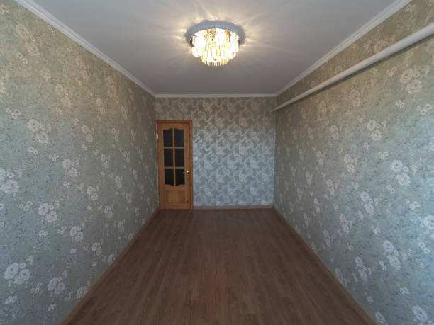 istock room in the apartment after overhaul 876679328