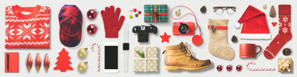 istock Christmas Shopping Flat Lay 876686156