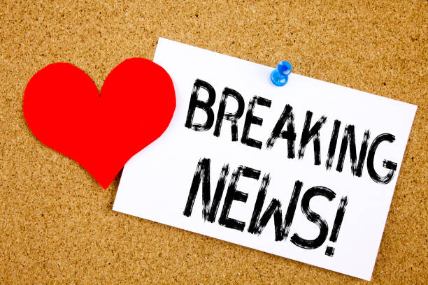 istock Conceptual hand writing text caption inspiration showing Breaking News concept for Newspaper Breaking News and Love written on sticky note, reminder cork background with copy space 876787462